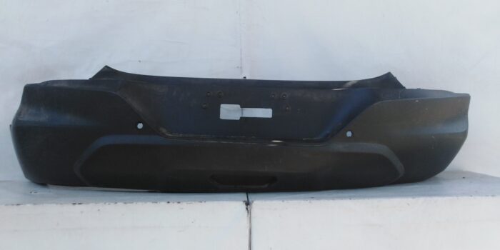 PARACHOQUE TRASERO CHEVROLET TRACKER (21-22)