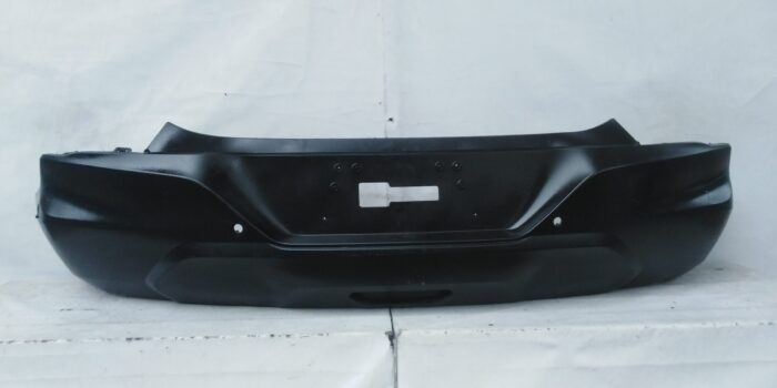 PARACHOQUE TRASERO CHEVROLET TRACKER (21-22)