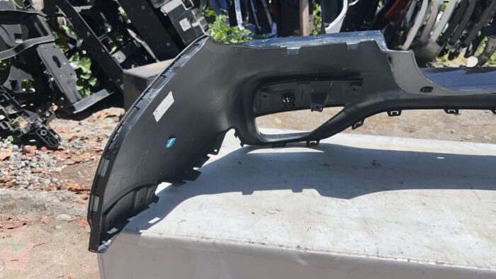 PARACHOQUE TRASERO CHEVROLET TRACKER (17-20) - Imagen 5