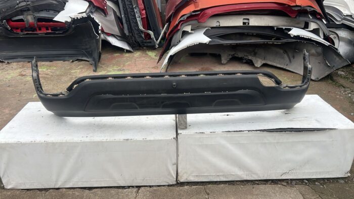 SPOILER PARACHOQUE TRASERO CHEVROLET TRACKER (17-19) - Imagen 2