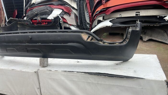 SPOILER PARACHOQUE TRASERO CHEVROLET TRACKER (17-19) - Imagen 4