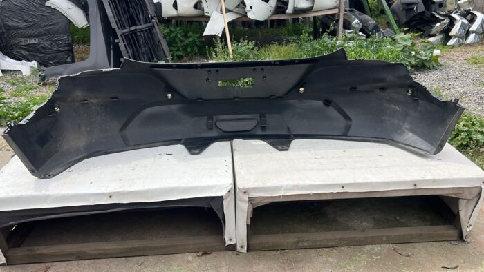PARACHOQUE TRASERO CHEVROLET TRACKER (21-24) - Imagen 4