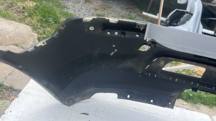 PARACHOQUE TRASERO CHEVROLET TRACKER (14-16) - Imagen 4