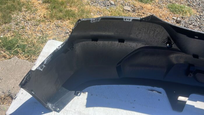 PARACHOQUE TRASERO CHEVROLET TRACKER (21-24) - Imagen 5