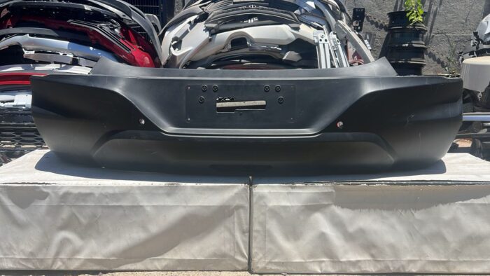 PARACHOQUE TRASERO CHEVROLET TRACKER (21-24)