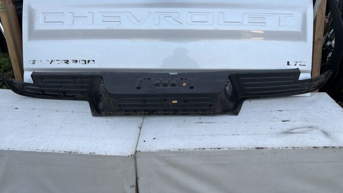 MOLDURA PARACHOQUE TRASERO FORD RANGER (12-16) - Imagen 2