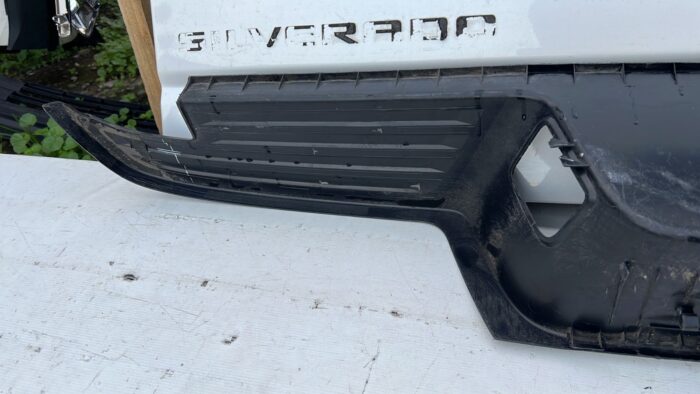 MOLDURA PARACHOQUE TRASERO FORD RANGER (12-16) - Imagen 5