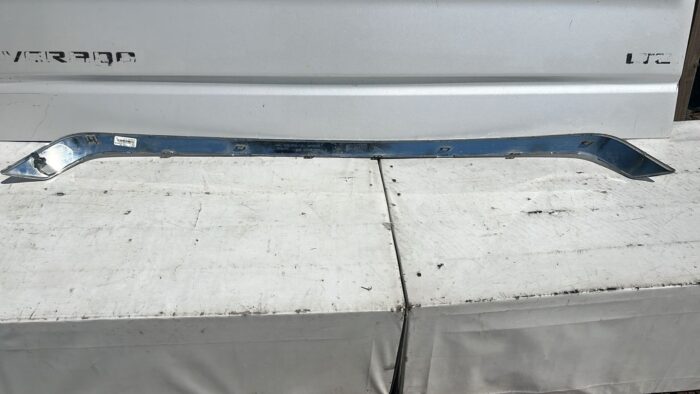 BISEL PARACHOQUE TRASERO NISSAN PATHFINDER (17-21) - Imagen 5