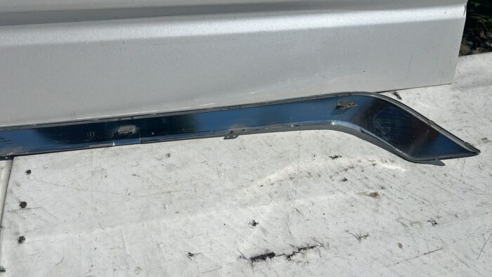 BISEL PARACHOQUE TRASERO NISSAN PATHFINDER (17-21) - Imagen 8