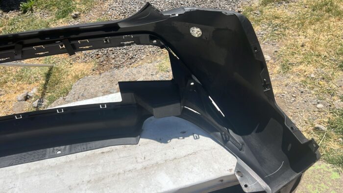 PARACHOQUE TRASERO NISSAN XTRAIL (23-25) - Imagen 8