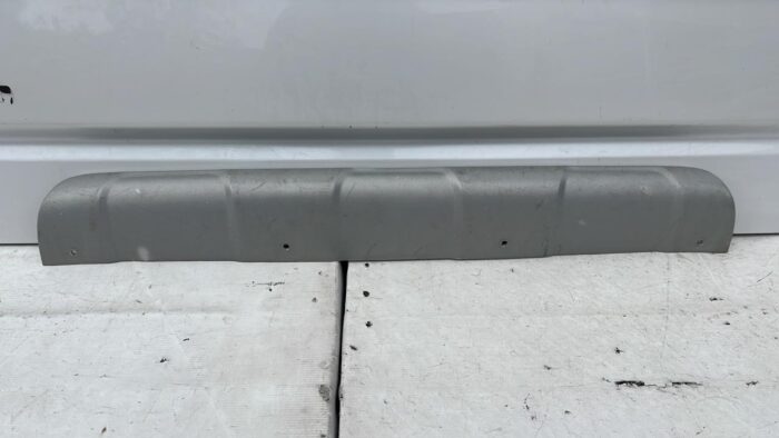 MOLDURA PARACHOQUE TRASERO PEUGEOT 2008 (13-20)