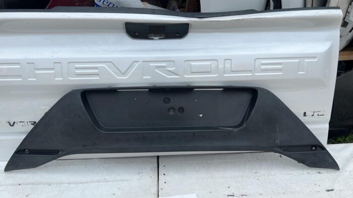 MOLDURA PARACHOQUE TRASERO TOYOTA AYGO (14-20)