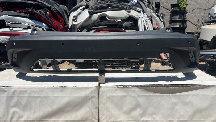 PARACHOQUE TRASERO TOYOTA COROLLA CROSS (22-24)