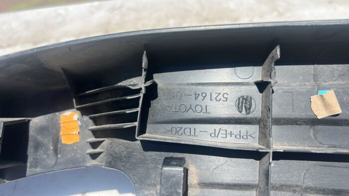 MOLDURA CORNER IZQUIERDO PARACHOQUE TRASERO TOYOTA HILUX (16-23) - Imagen 4