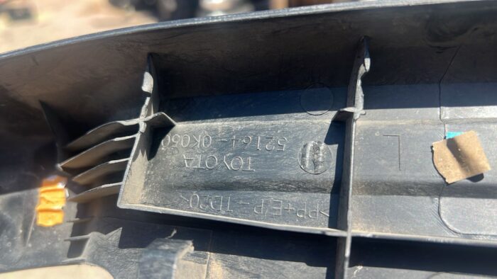 MOLDURA CORNER IZQUIERDO PARACHOQUE TRASERO TOYOTA HILUX (16-23) - Imagen 6
