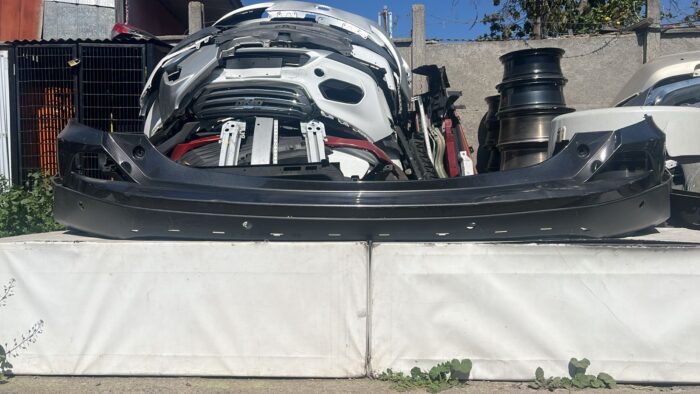 PARACHOQUE TRASERO TOYOTA RAV4 (16-18)