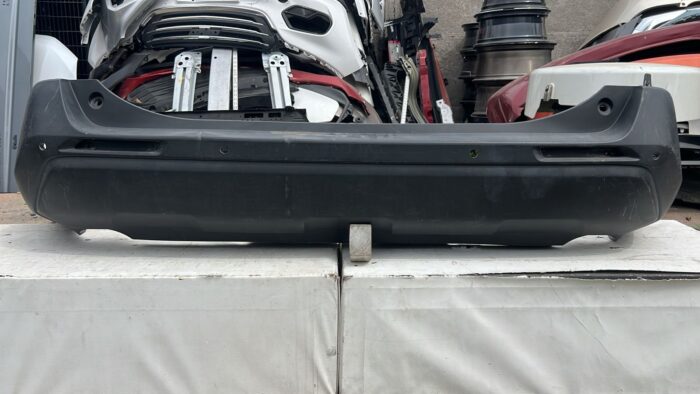 PARACHOQUE TRASERO TOYOTA RAV4 (19-22)