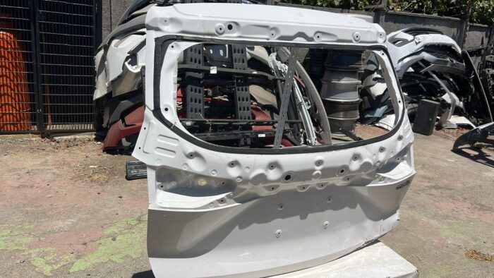 PORTALON CHEVROLET GROOVE (20-24) - Imagen 2