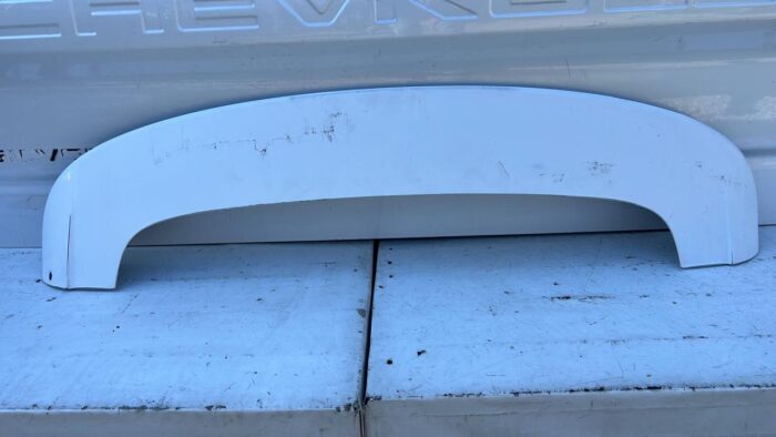 ALERON PORTALON CHEVROLET TRACKER (20-23)