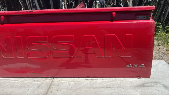 PORTALON NISSAN NP300 (15-21) - Imagen 3