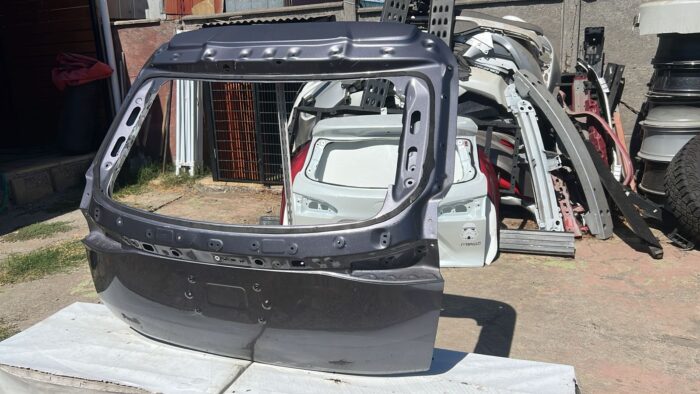PORTALON OMODA C5 E5 (24-25) - Imagen 3