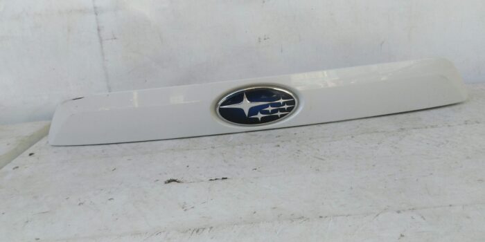 MOLDURA PORTALON SUBARU XV (18-20)