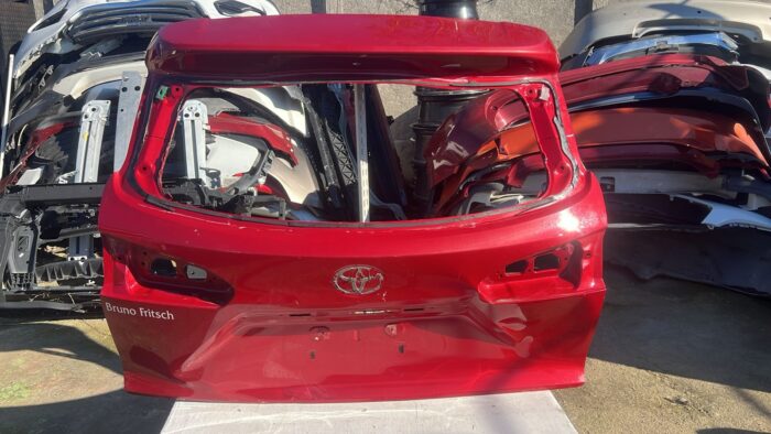 PORTALON TOYOTA COROLLA CROSS (22-24)