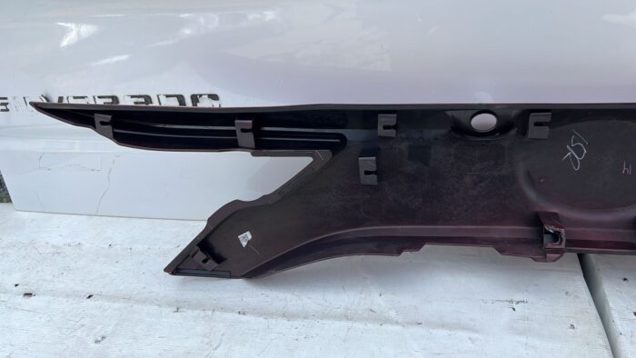 MOLDURA PORTALON TOYOTA RUSH (20-23) - Imagen 5