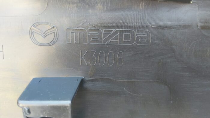 MOLDURA PUERTA DELANTERA DERECHA MAZDA CX30 (20-23) - Imagen 3