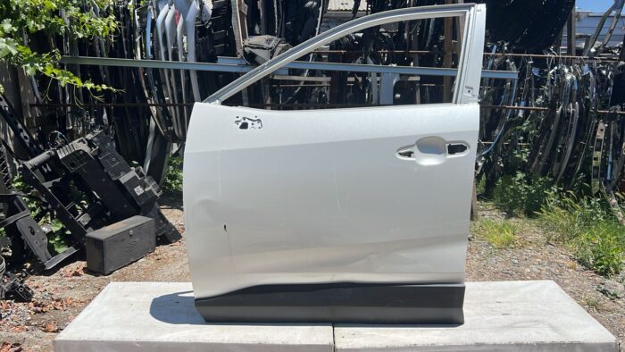 PUERTA DELANTERA IZQUIERDA TOYOTA RAV4 (19-24)
