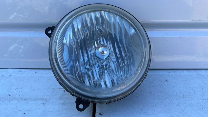 OPTICO IZQUIERDO JEEP LIBERTY (05-07)