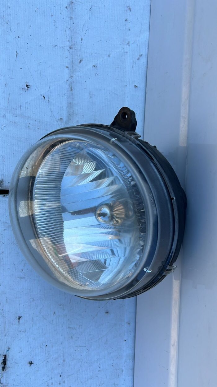 OPTICO IZQUIERDO JEEP LIBERTY (05-07) - Imagen 3