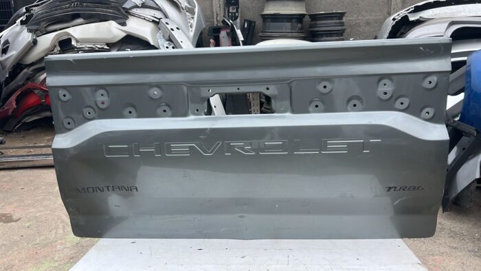 PORTALON CHEVROLET MONTANA (23-25)