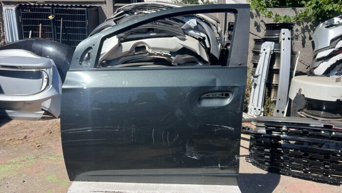 PUERTA DELANTERA IZQUIERDA CHEVROLET ONIX ACTIV (17-20) - Imagen 2