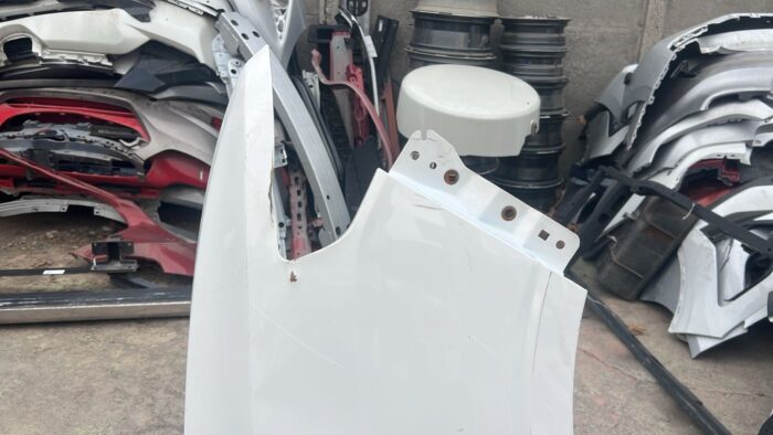 TAPABARRO DERECHO CHEVROLET N400 (20-23) - Imagen 2