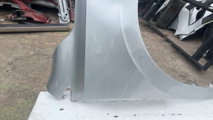 TAPABARRO DERECHO CHEVROLET SAIL (24-25) - Imagen 4