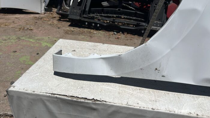 TAPABARRO IZQUIERDO CHEVROLET SAIL (24-25) - Imagen 5