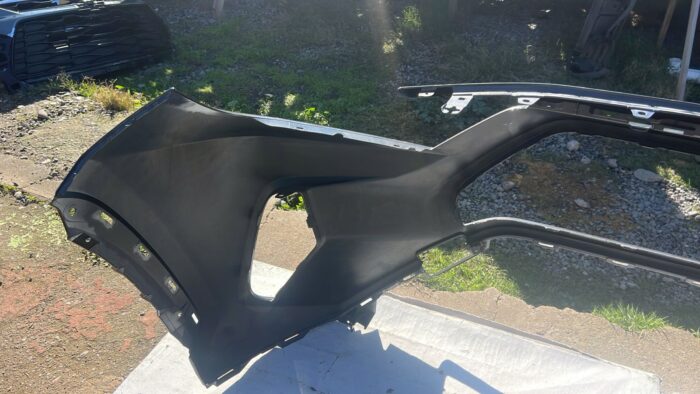 PARACHOQUE DELANTERO TOYOTA RAV4 (19-23) - Imagen 6