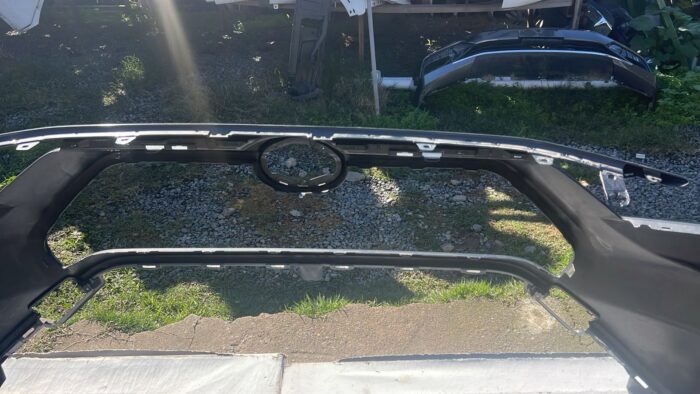 PARACHOQUE DELANTERO TOYOTA RAV4 (19-23) - Imagen 7