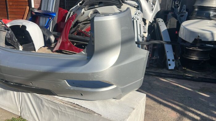 PARACHOQUE TRASERO CHEVROLET TRAILBLAZER (19-23) - Imagen 4