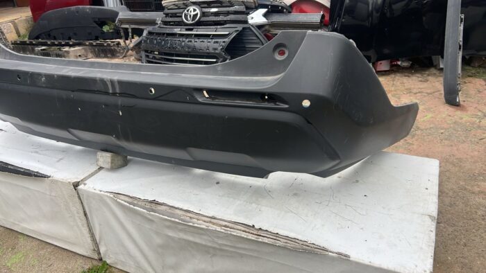 PARACHOQUE TRASERO TOYOTA RAV4 (19-22) - Imagen 3