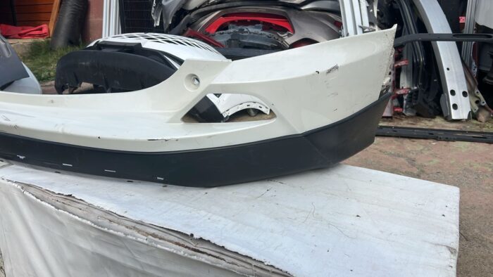 PARACHOQUE TRASERO TOYOTA RAV4 (16-18) - Imagen 6