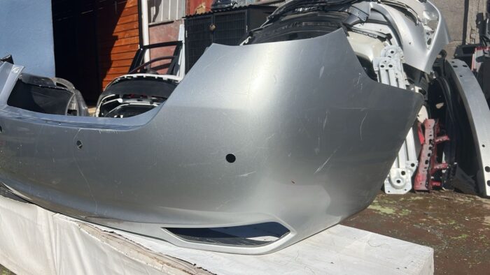 PARACHOQUE TRASERO TOYOTA YARIS SEDAN (21-22) - Imagen 4
