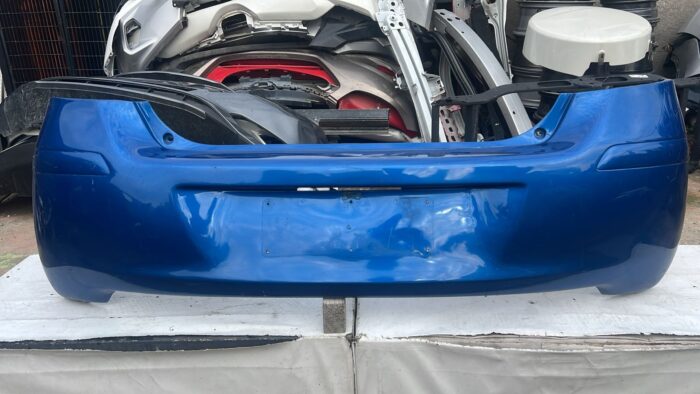 PARACHOQUE TRASERO TOYOTA YARIS SPORT (09-11)