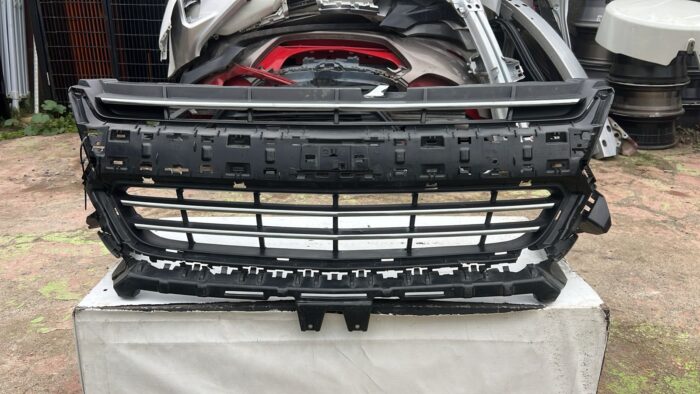MASCARA CHEVROLET COLORADO (18-21)