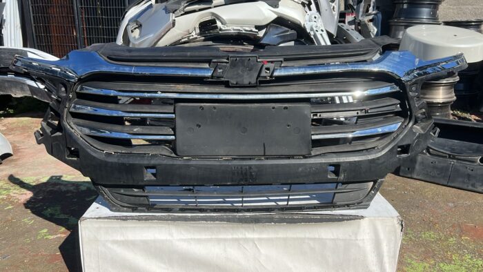 MASCARA CHEVROLET MONTANA (23-25)