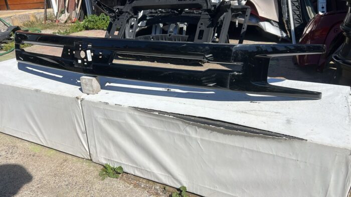 MOLDURA MASCARA CHEVROLET SILVERADO (20-21) - Imagen 3