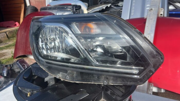 OPTICO DERECHO CHEVROLET COLORADO (18-23) - Imagen 3