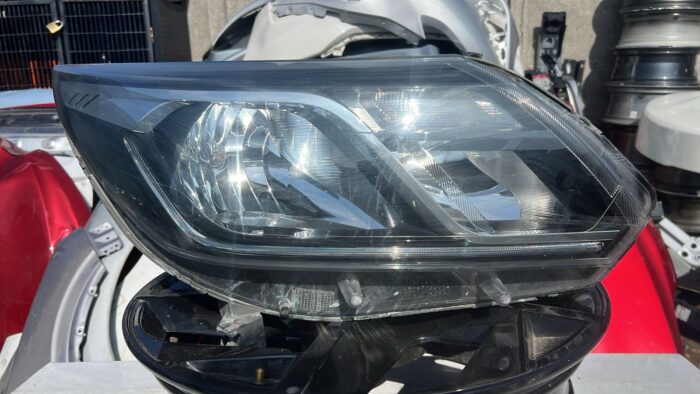 OPTICO DERECHO CHEVROLET COLORADO (18-23)