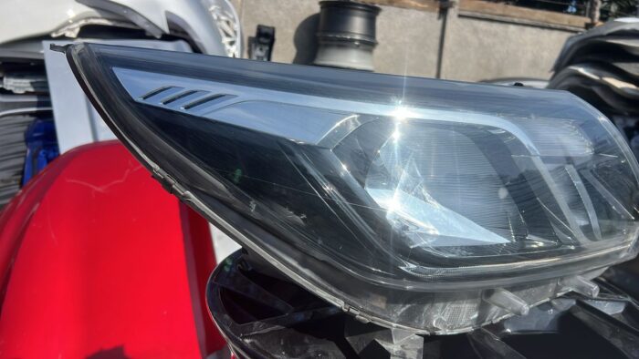 OPTICO DERECHO CHEVROLET COLORADO (18-23) - Imagen 2